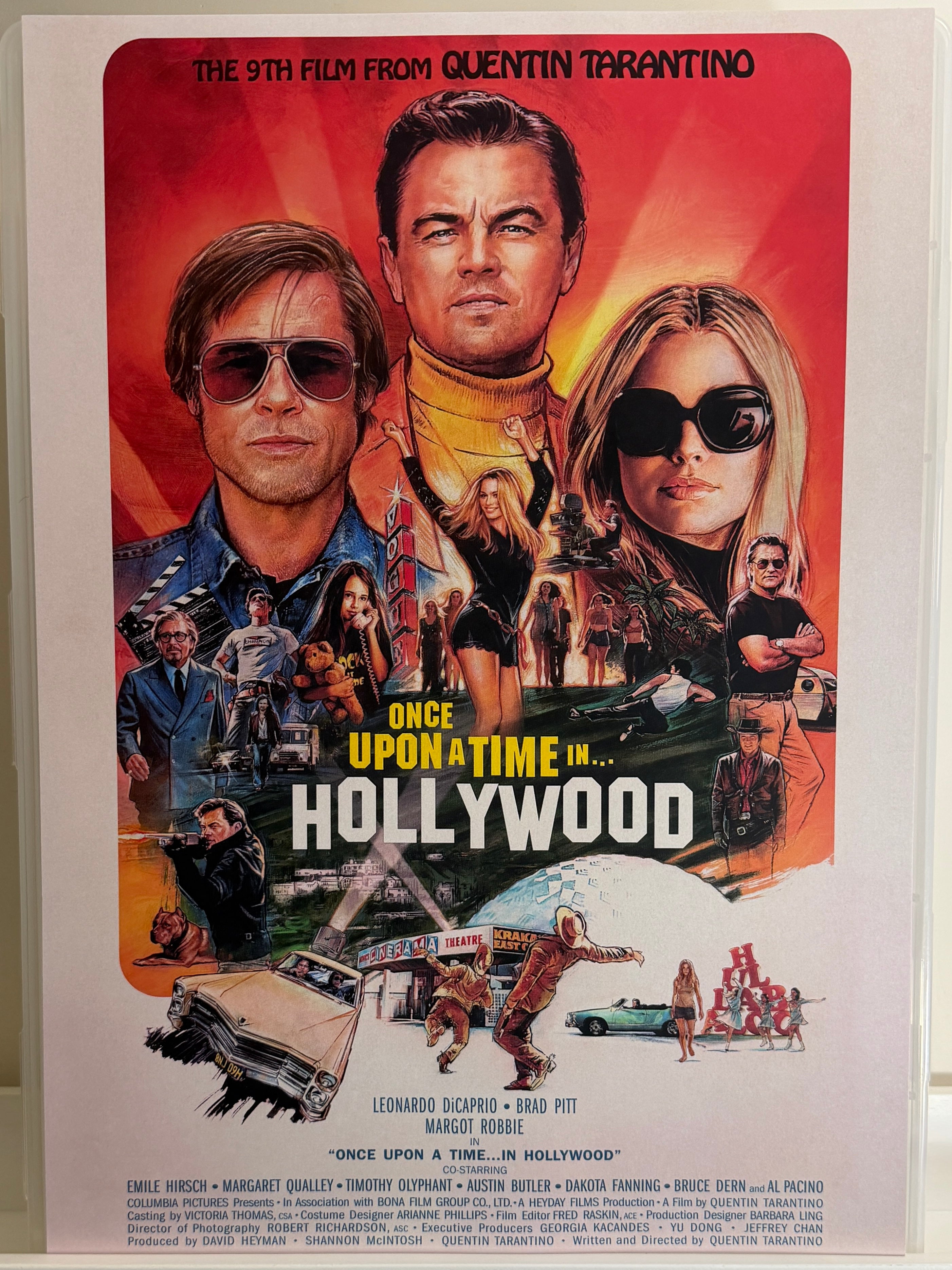 《從前，有個荷里活》Once Upon a Time in... Hollywood (2019) 香港 HK A3電影海報 Movie Poster - 導演 Quentin Tarantino 主演 Leonardo DiCaprio、Brad Pitt、Margot Robbie